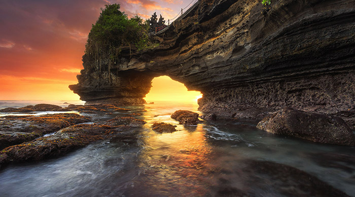 batu bolong et tanah lot à bali en indonesie